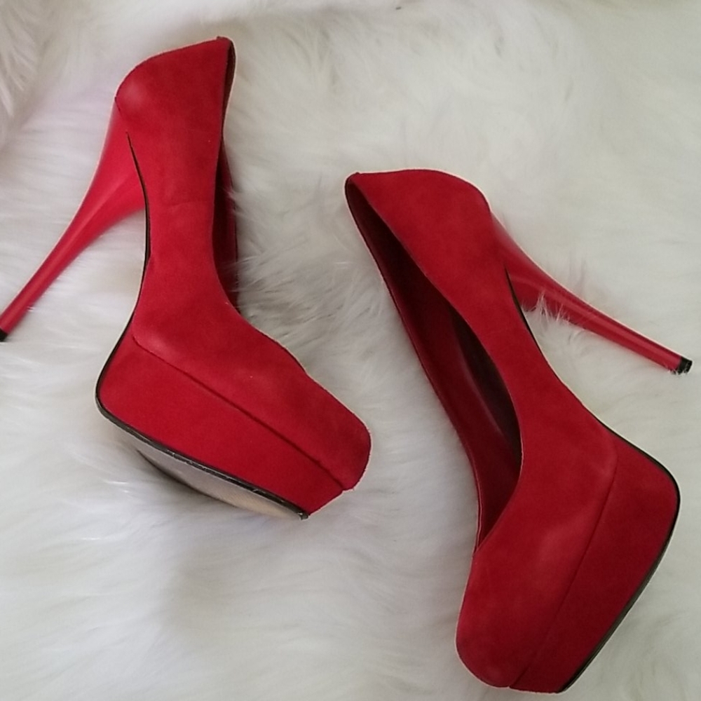 Bakers red pumps